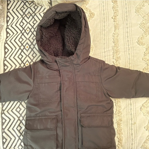 LIKE NEW Old Navy winter jacket - Picture 1 of 5
